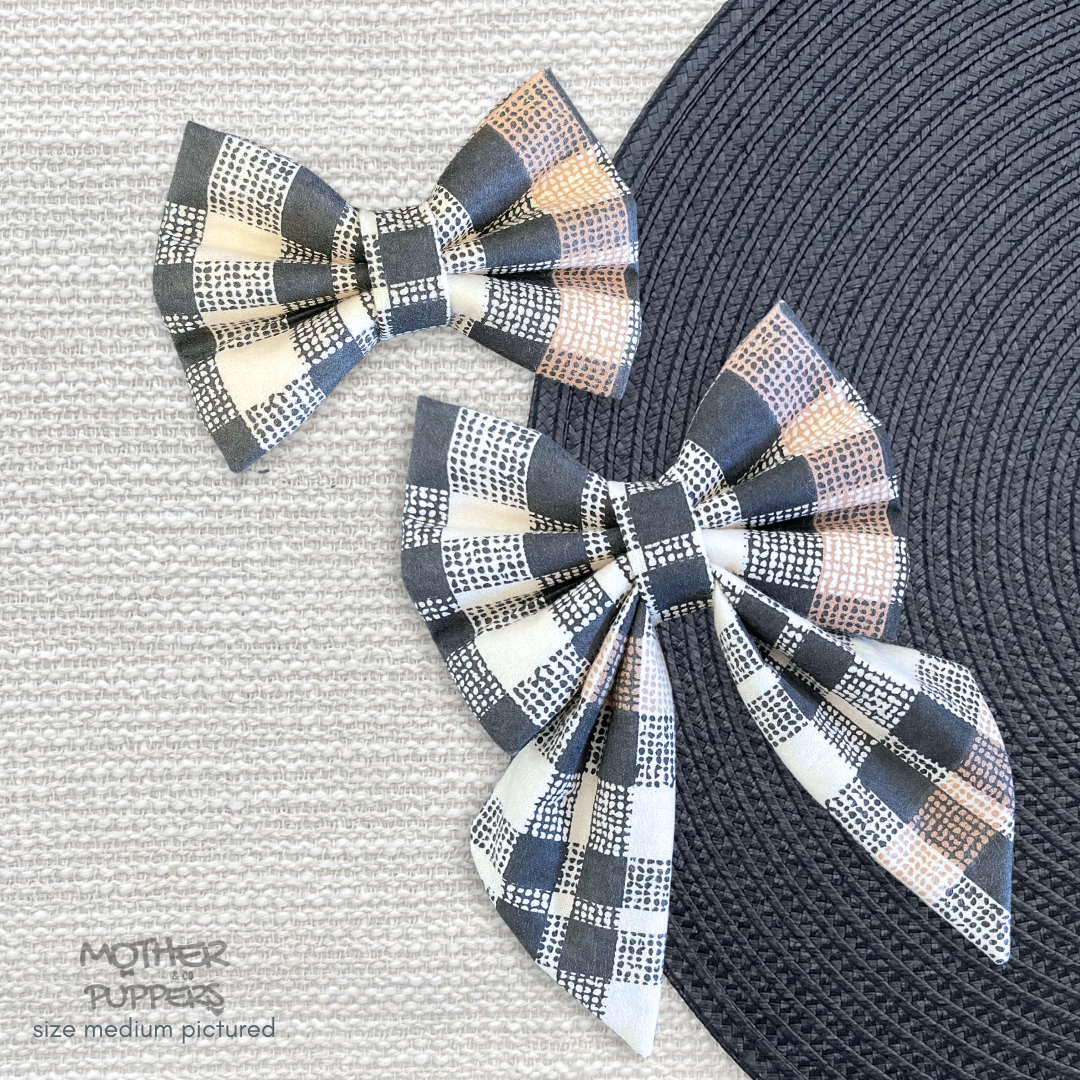 Berner Plaid Bow